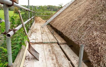 advantages of Pipers End thatch roofing