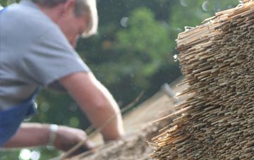 professional Pipers End thatchers